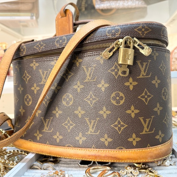 Louis Vuitton Authentic Vintage Large Capacity Nice Vanity Case Makeup Bag strap - Picture 2 of 16